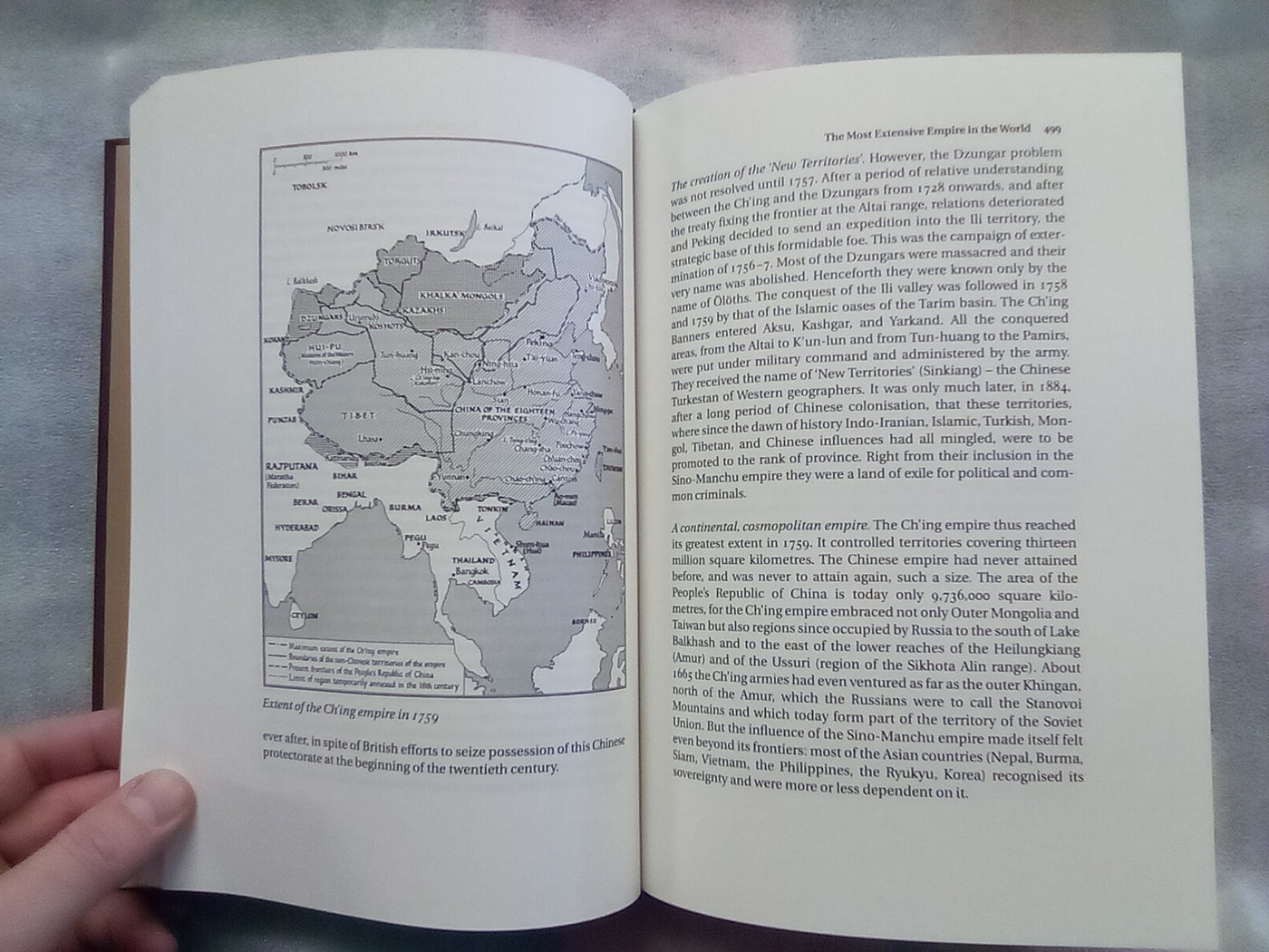 Folio Society - A History of Chinese Civilisation (2 Volumes in Slipcase) by Jacques Gernet
