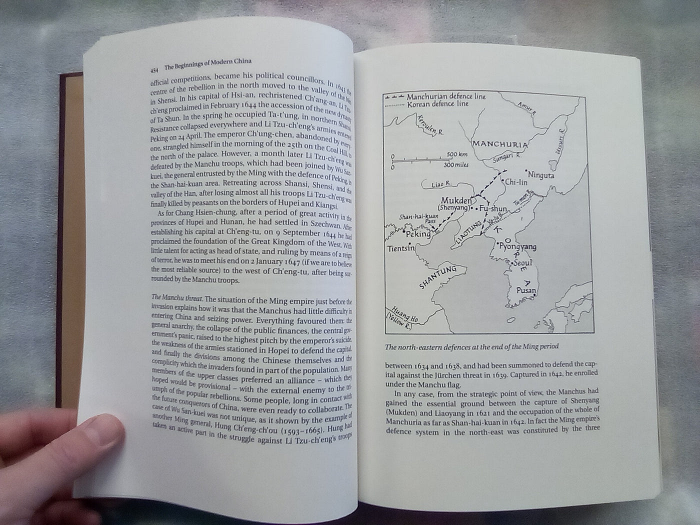 Folio Society - A History of Chinese Civilisation (2 Volumes in Slipcase) by Jacques Gernet
