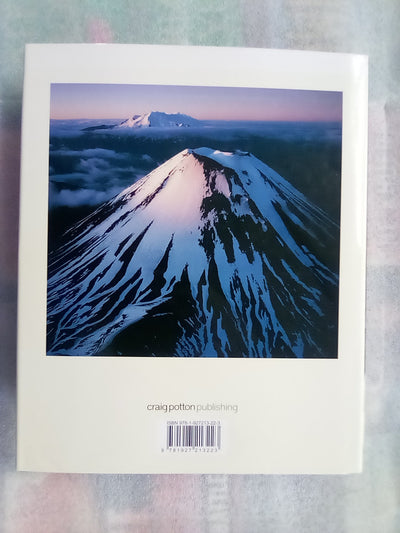 New Zealand's Wilderness Heritage by Les Molloy and Craig Potton