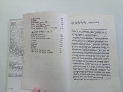 The Beatles - The Authorised Biography by Hunter Davies