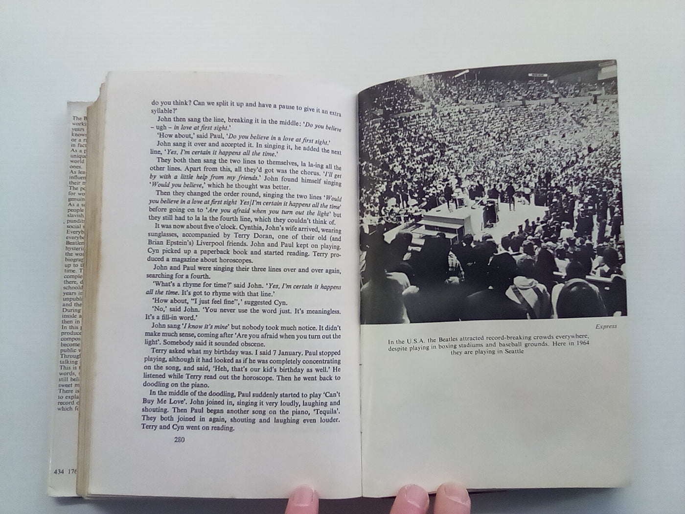 The Beatles - The Authorised Biography by Hunter Davies