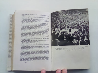 The Beatles - The Authorised Biography by Hunter Davies