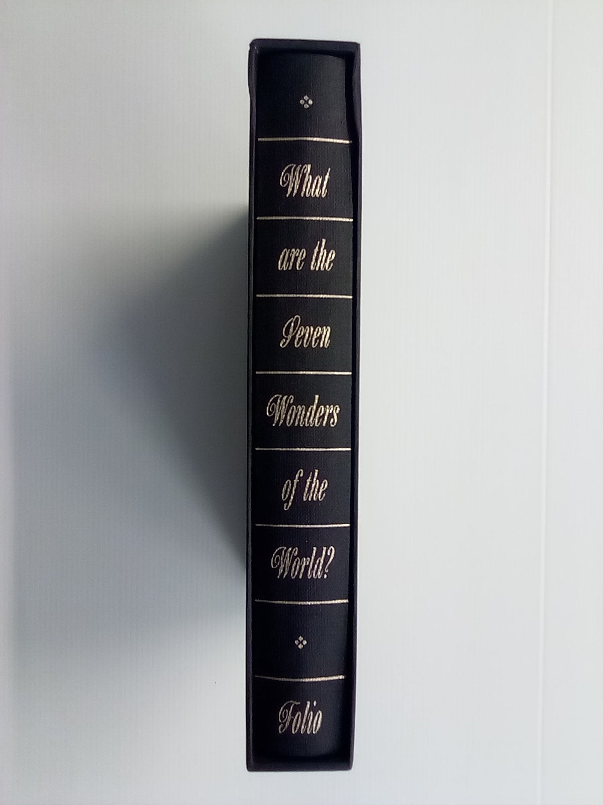 Folio Society - What are the Seven Wonders of the World?