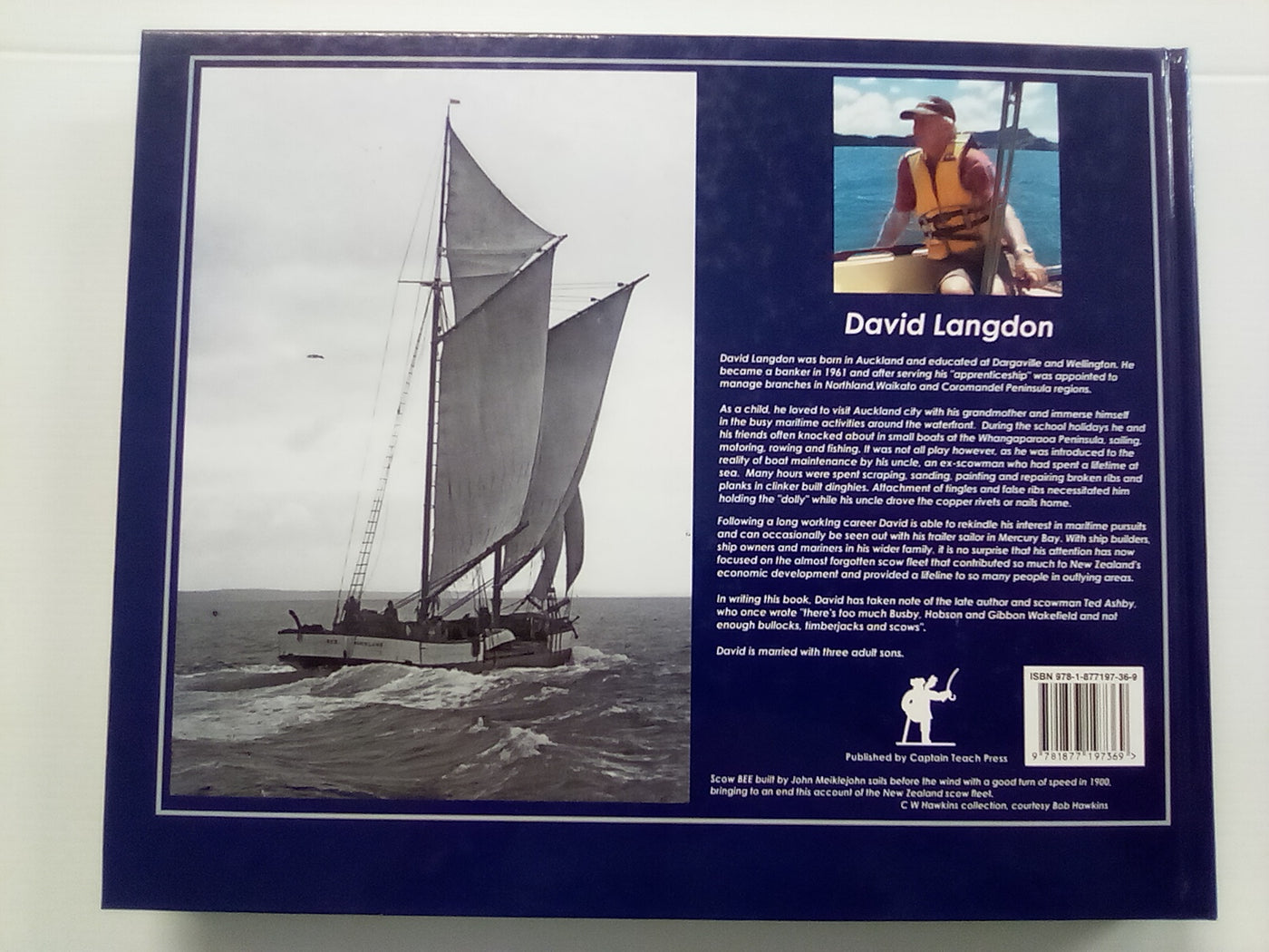 A History of New Zealand Scows & Their Trades by David Langdon