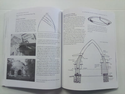 Earthbag Building - The Tools, Tricks, and Techniques by Kaki Hunter & Donald Kiffmeyer