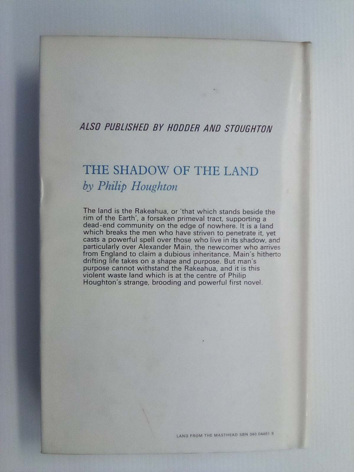 Land From the Masthead - Circumnavigation of New Zealand in the Wake of Captain Cook