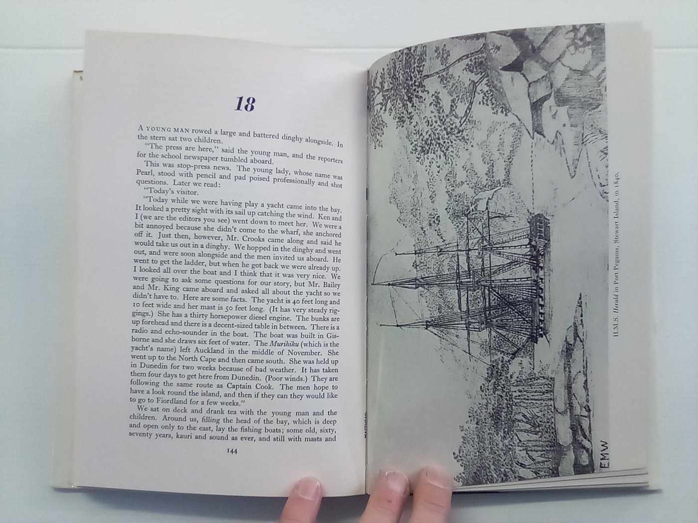 Land From the Masthead - Circumnavigation of New Zealand in the Wake of Captain Cook