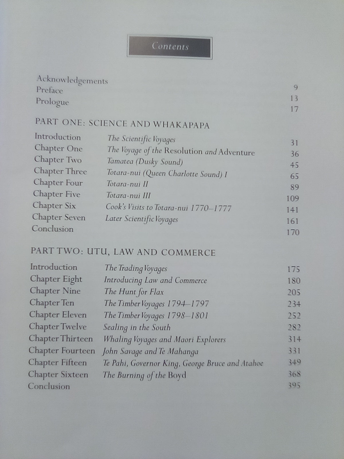 Between Worlds - Early Exchanges Between Māori & Europeans 1773-1815 by Anne Salmond