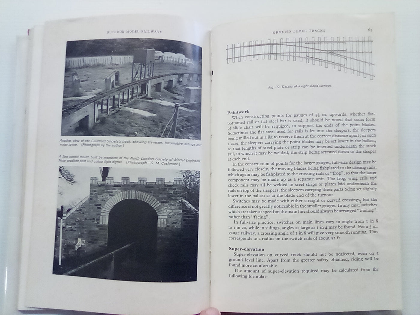 Outdoor Model Railways by Martin Evans