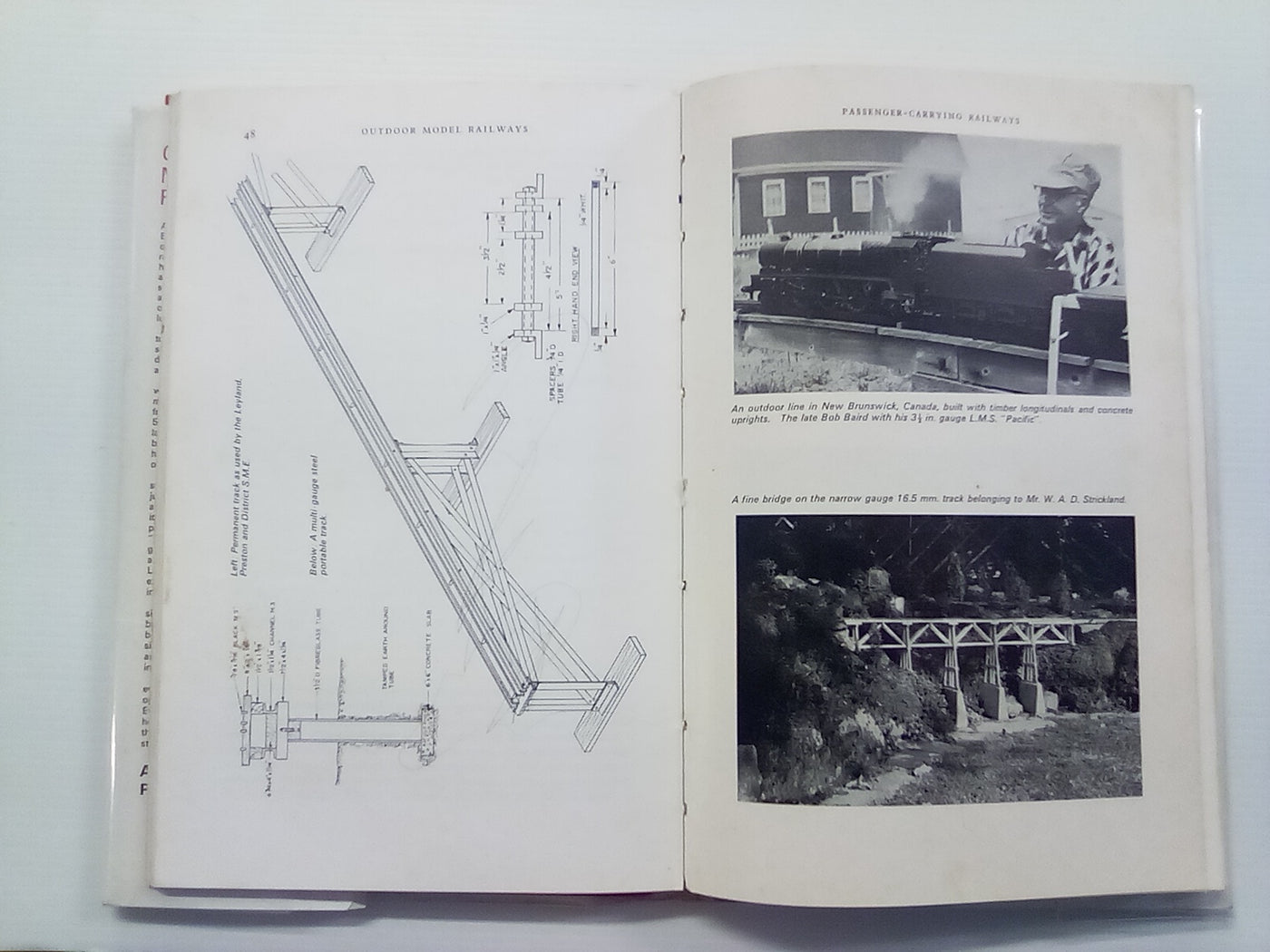 Outdoor Model Railways by Martin Evans