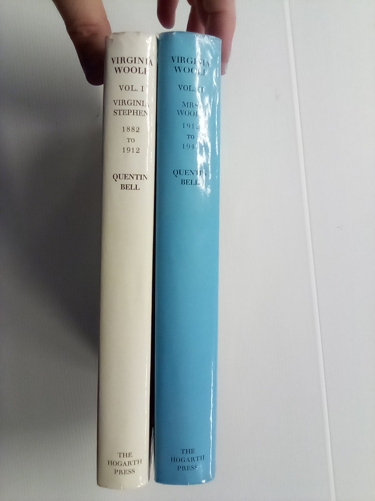Virginia Woolf - A Biography by Quentin Bell - Volumes 1 & 2