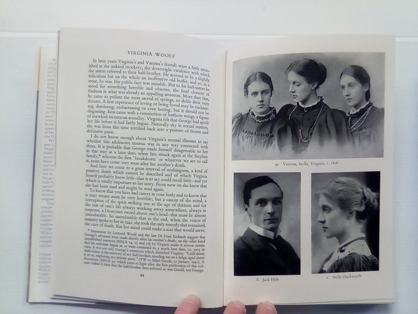Virginia Woolf - A Biography by Quentin Bell - Volumes 1 & 2