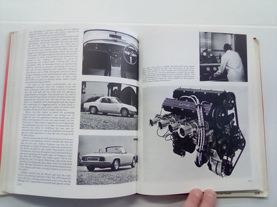 The Story of Lotus - 1961-1971 Growth of A Legend by Doug Nye