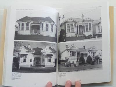 Old New Zealand Houses 1800-1940 by Jeremy Salmond