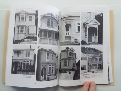 Old New Zealand Houses 1800-1940 by Jeremy Salmond