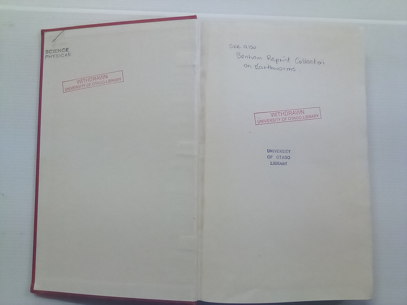 The Earthworm Fauna of New Zealand (1959) by K.E. Lee
