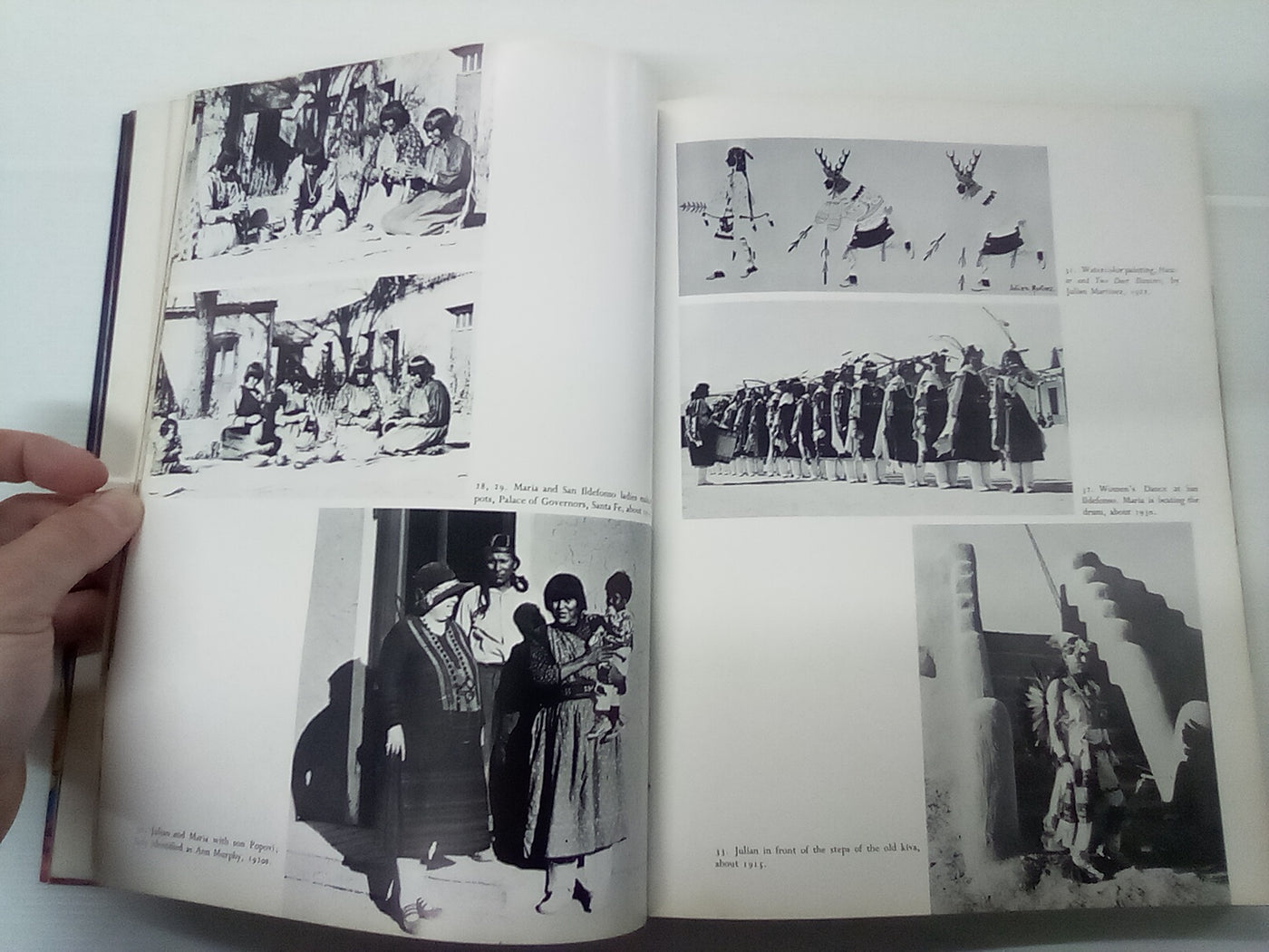 The Living Tradition of Maria Martinez by Susan Peterson