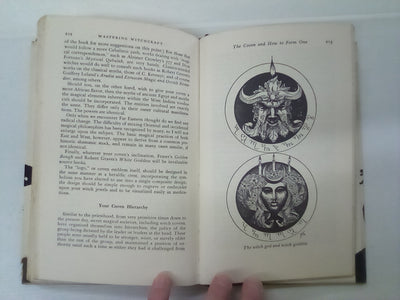Mastering Witchcraft (1970) by Paul Huson