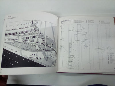 Cunard Liner Queen Mary (Anatomy of the Ship Series) by Ross Watton