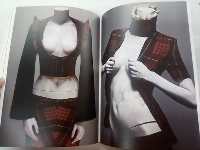 Alexander McQueen - Savage Beauty