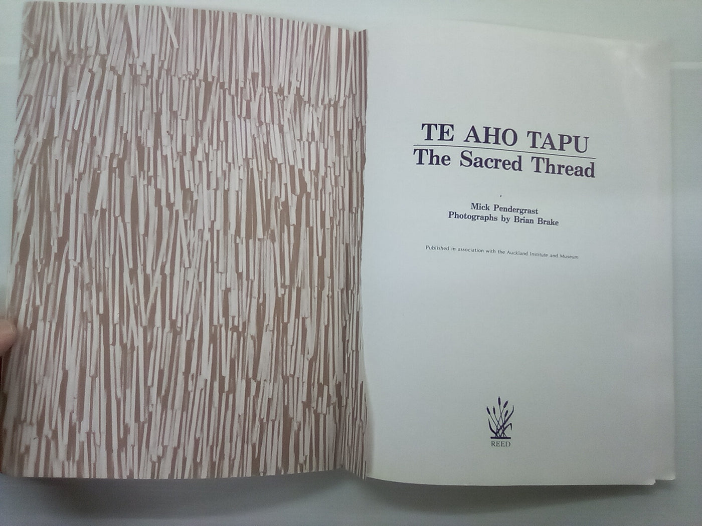 Te Aho Tapu - The Sacred Thread - Traditional Māori Weaving by Mick Pendergrast