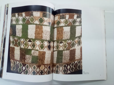 Te Aho Tapu - The Sacred Thread - Traditional Māori Weaving by Mick Pendergrast