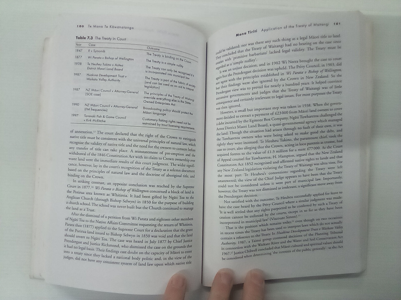 Te Mana, Te Kawanatanga - The Politics of Māori Self-Determination by Mason Durie