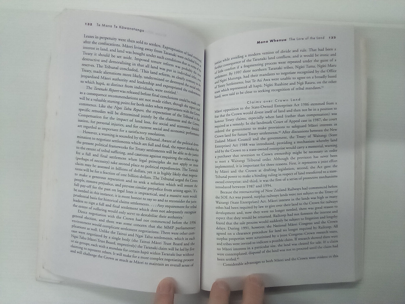 Te Mana, Te Kawanatanga - The Politics of Māori Self-Determination by Mason Durie