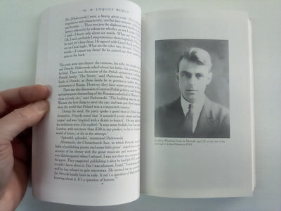 Unquiet World - The Life of Count Geoffrey Potocki de Montalk by Stephanie de Montalk