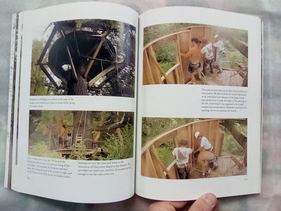 Treehouses - The Art & Craft of Living Out on a Limb