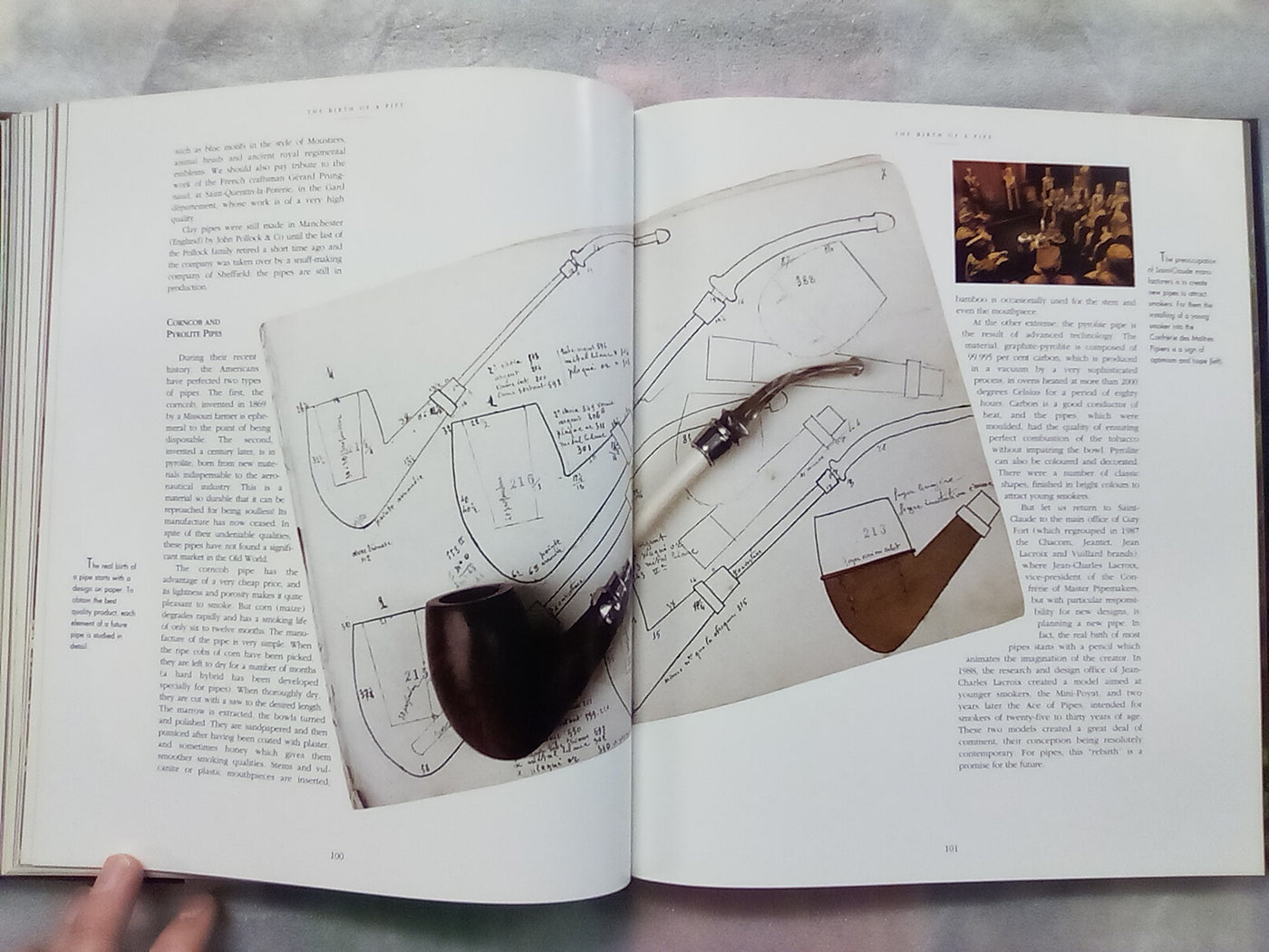 The Illustrated History of the Pipe by Alexis Liebaert and Alain Maya