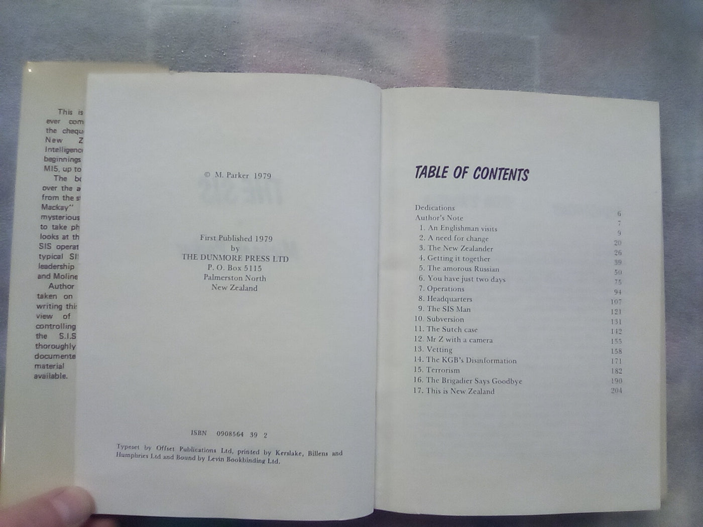 The S.I.S. - The New Zealand Security Intelligence Service by Michael Parker