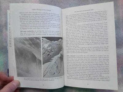 Alpine Hunting in New Zealand by Roger Lentle and Frank Saxton