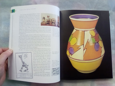 Clarice Cliff - The Art of Bizarre by Leonard Griffin