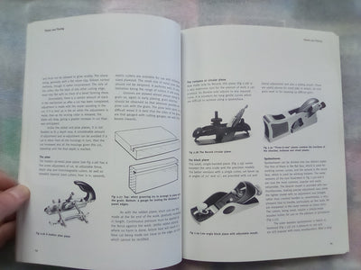 Hand Tools for Woodworkers - Principles and Techniques by Robert Wearing