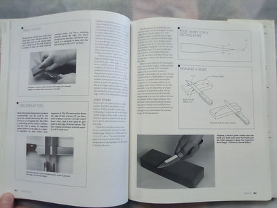 The Complete Guide to Sharpening by Leonard Lee