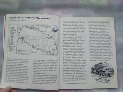 Lone Wolf & Grey Star - The Magnamund Companion by Joe Dever & Gary Chalk