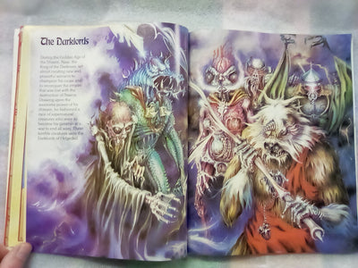 Lone Wolf & Grey Star - The Magnamund Companion by Joe Dever & Gary Chalk