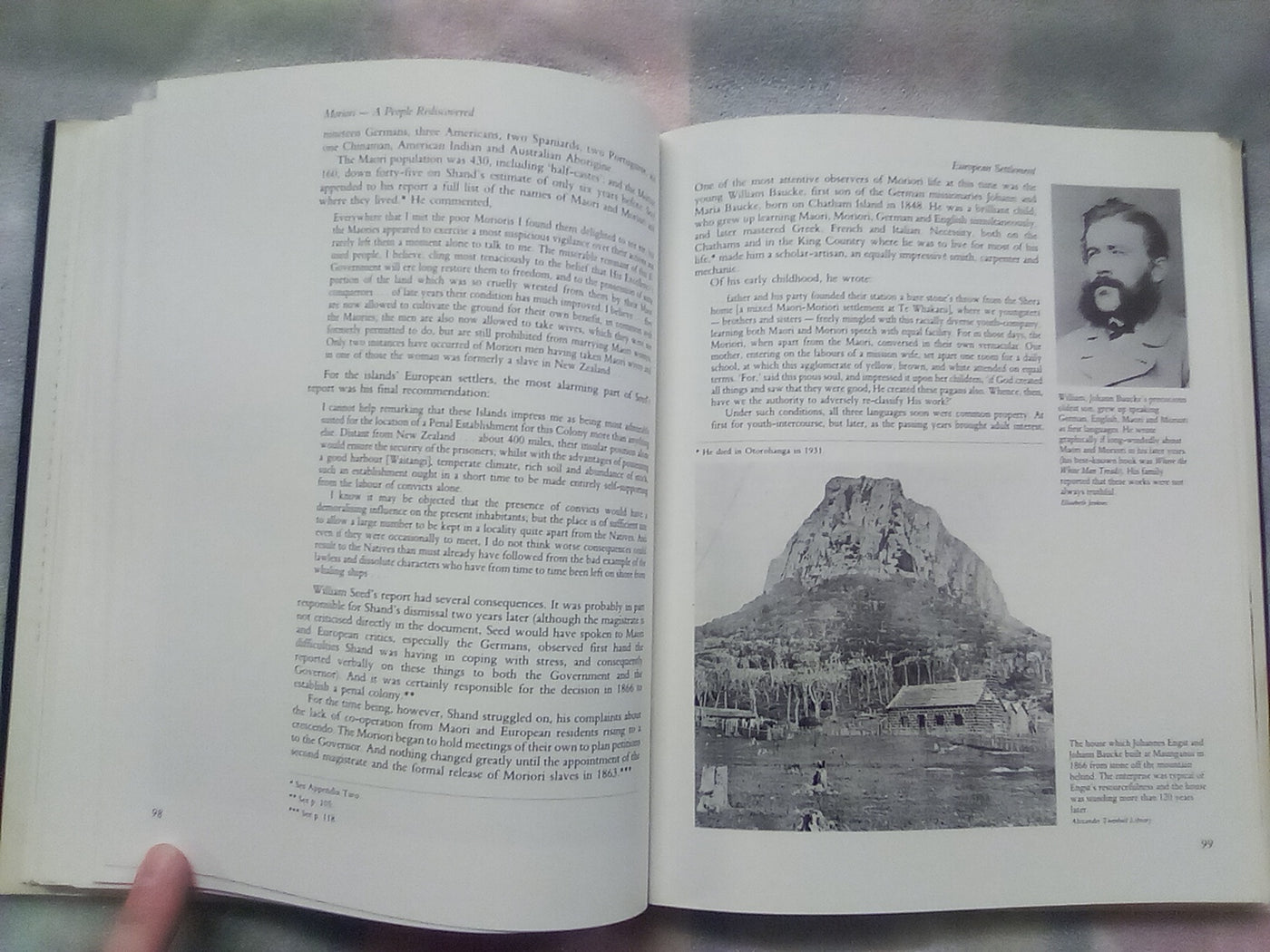 Moriori - A People Rediscovered (1989) by Michael King